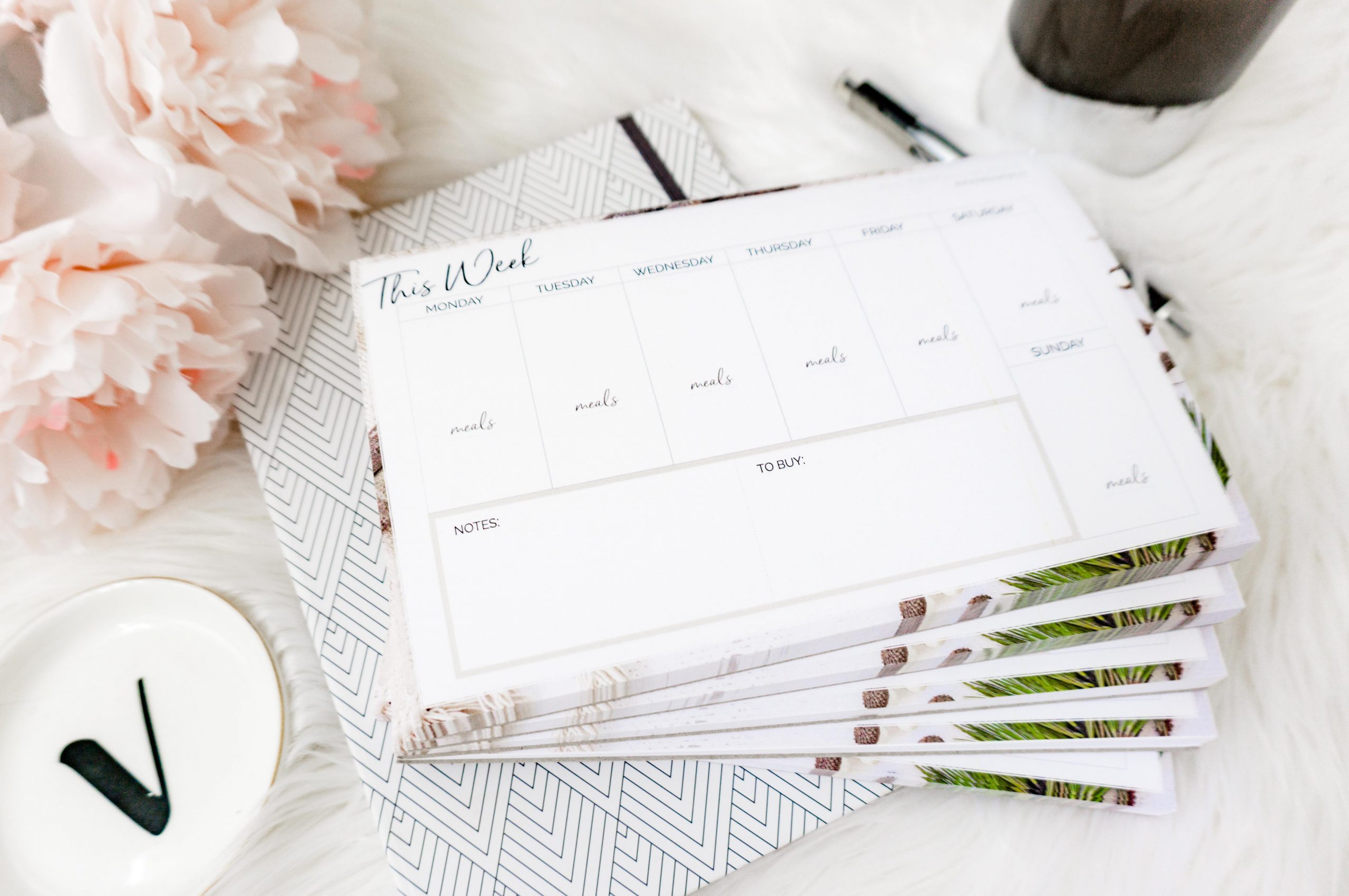STAYING ORGANIZED: WEEKLY PLANNING