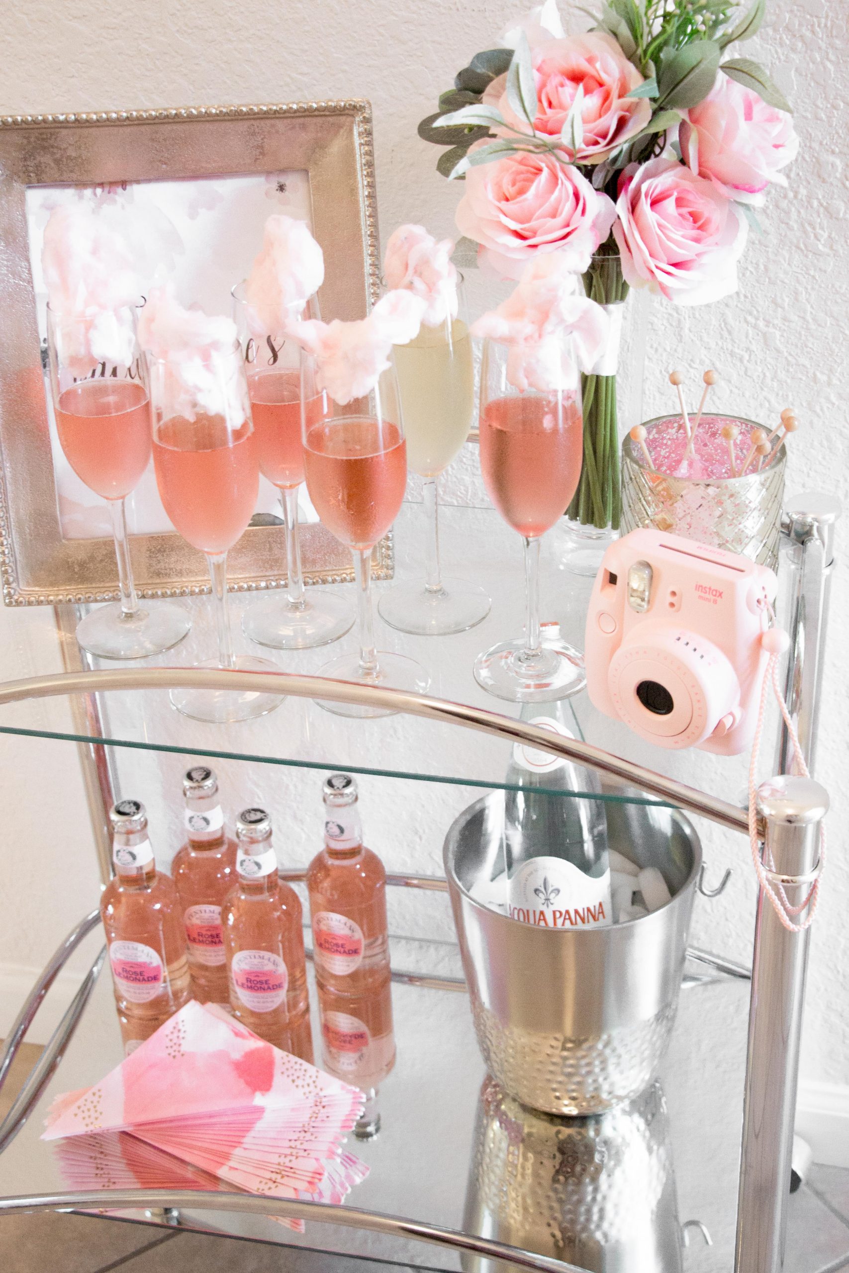 HOW TO DECORATE FOR A GALENTINE’S DAY TEA PARTY